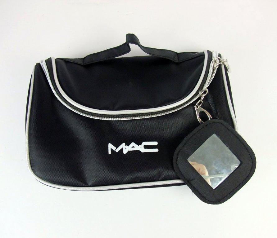 Вместительный кейс для косметики (косметичка) с логотипом Mac 01