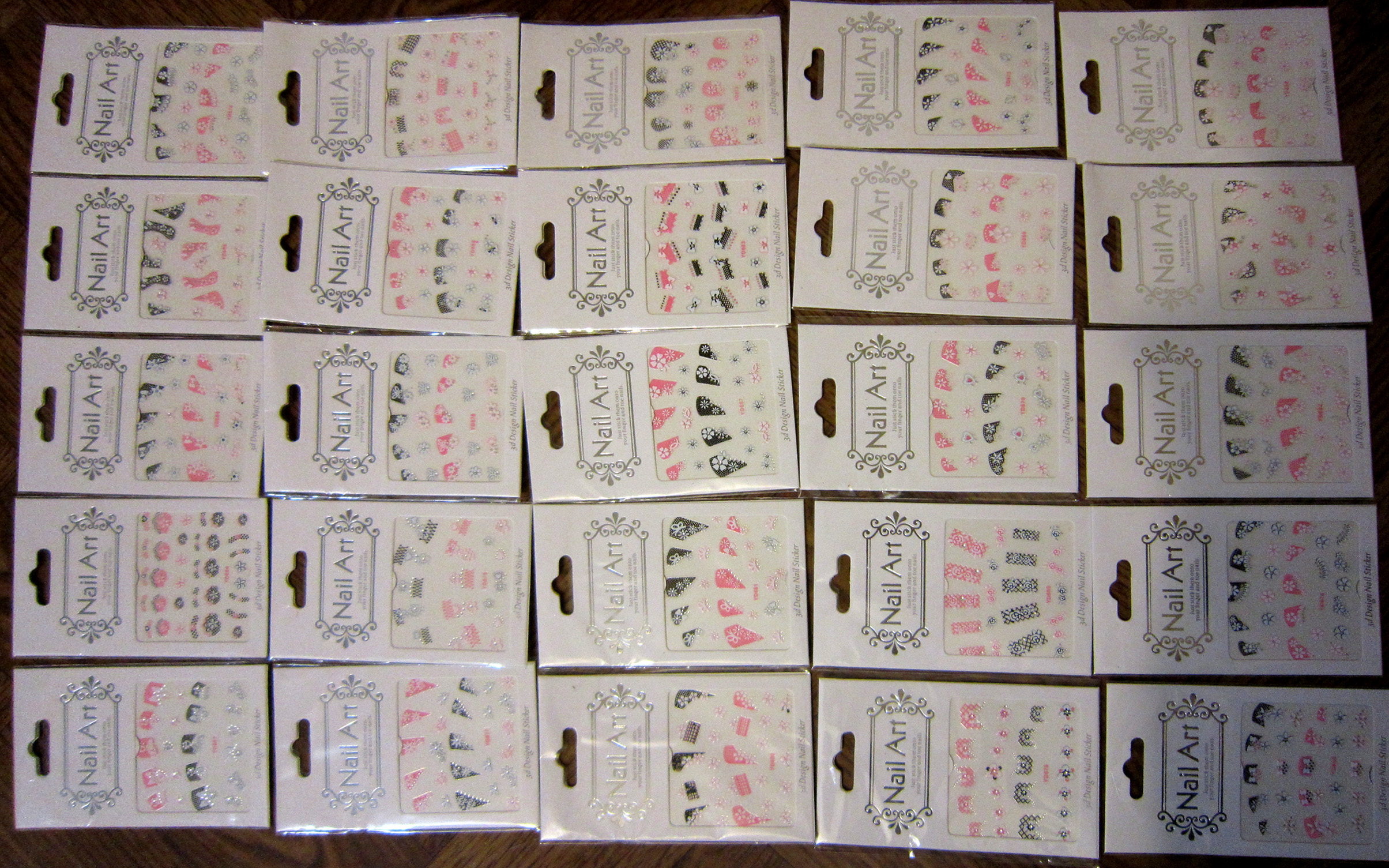 Самоклеящиеся 3D объемные наклейки для дизайна ногтей в розово-черных цветах 01
