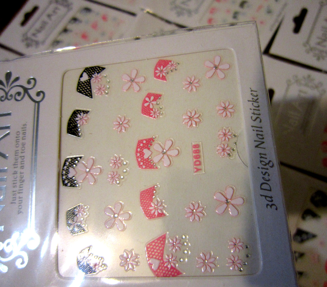 Самоклеящиеся 3D объемные наклейки для дизайна ногтей в розово-черных цветах 05